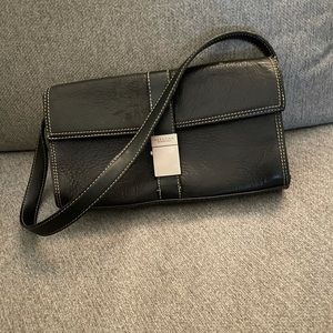 Kenneth Cole Reaction Black Leather Purse